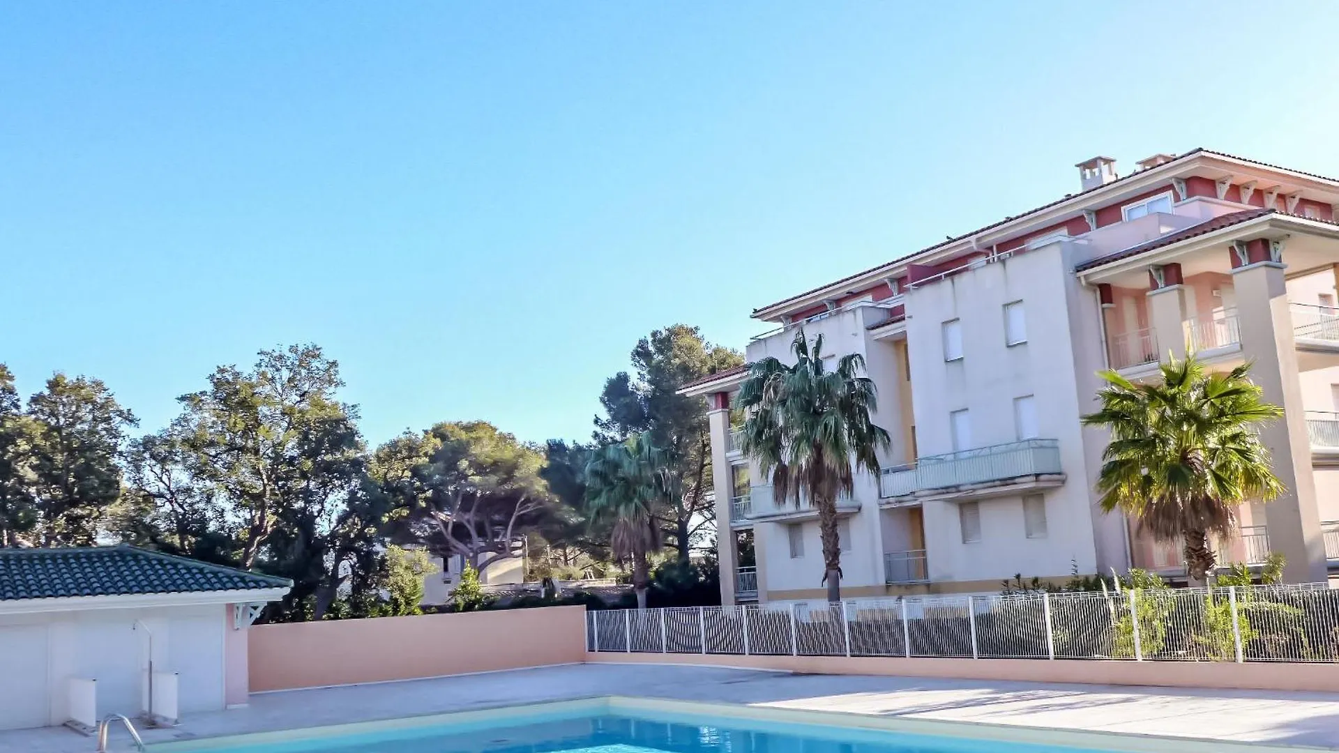 Apartment Les Calanques Du Parc-6 By Interhome Saint Aygulf