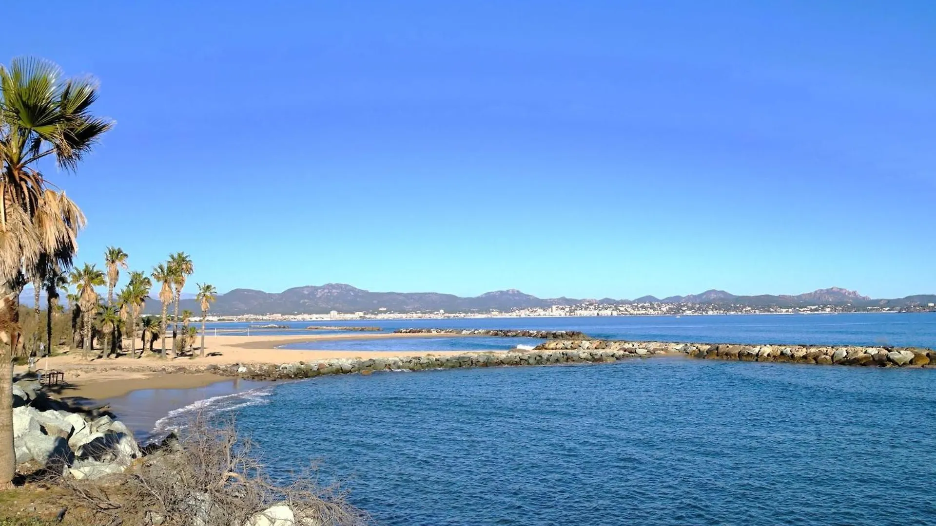 Apartment Les Calanques Du Parc-6 By Interhome Saint Aygulf