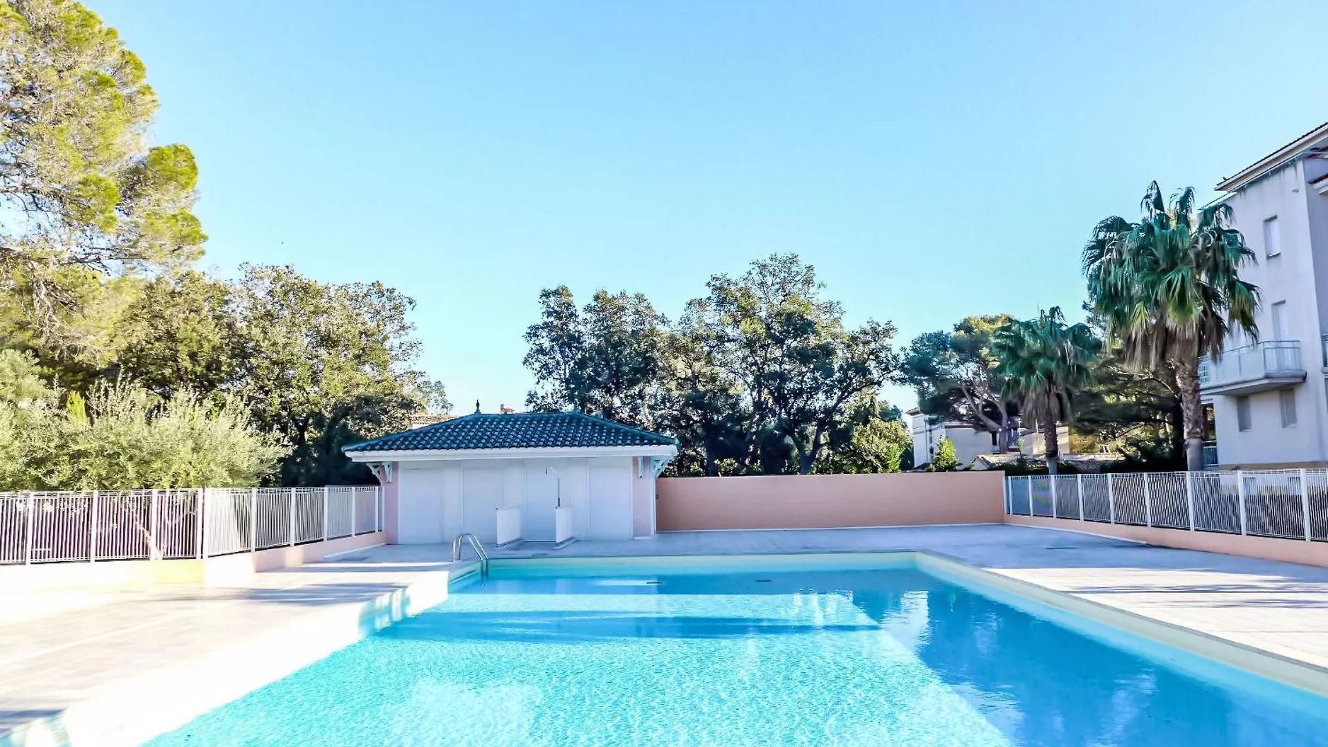 Apartment Les Calanques Du Parc-6 By Interhome Saint Aygulf France